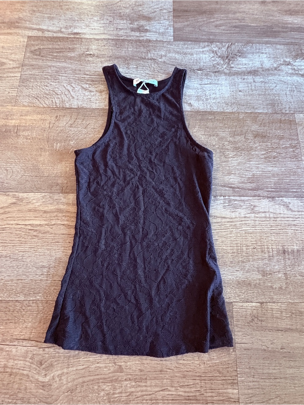 WeWoreWhat Black Lace-Textured Racerback Tank XS
